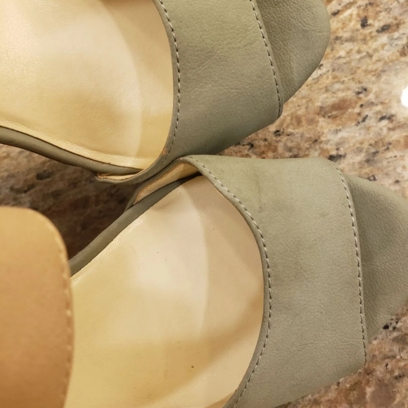 BCBG Genergation shoes - Picture 5 of 7